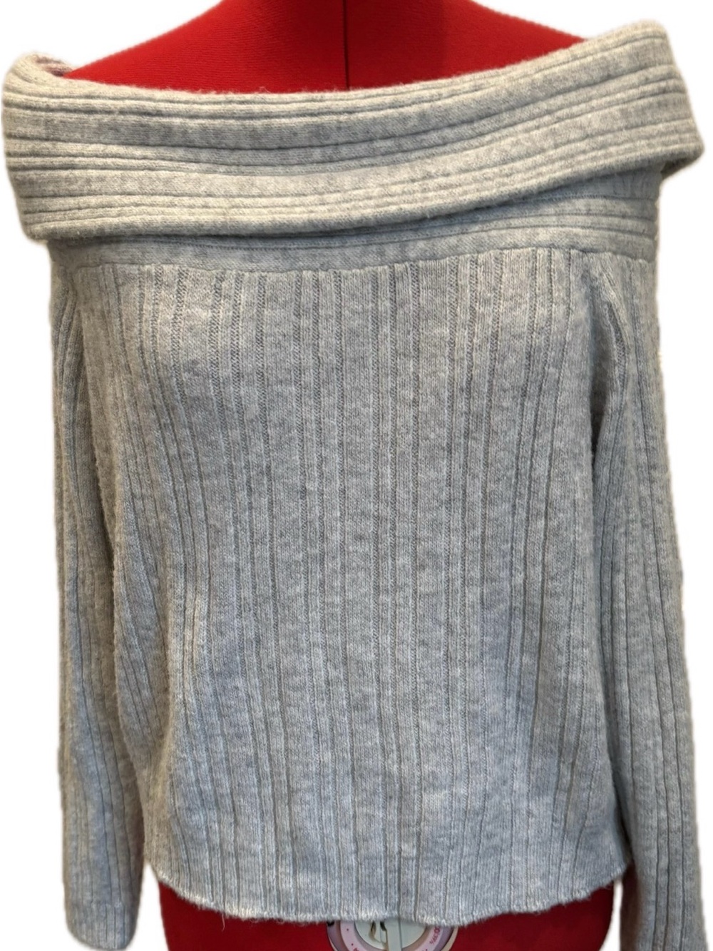 Off-the-Shoulder Ribbed Light Gray Sweater